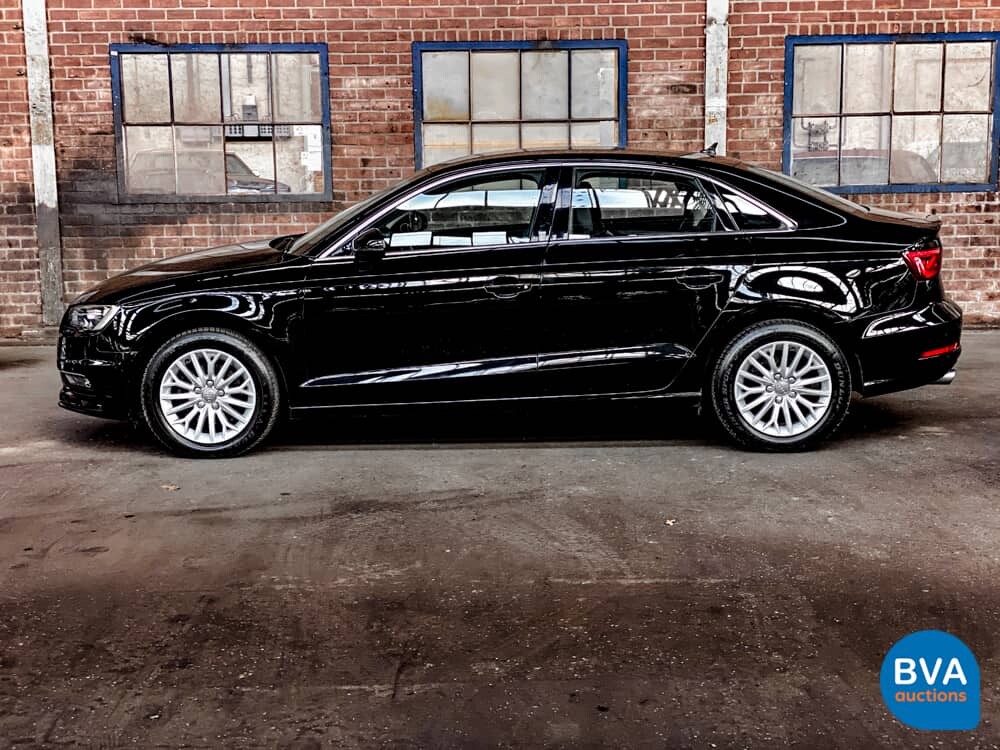 Audi A3 Limousine 1.6 TDI 110 PS 2016.