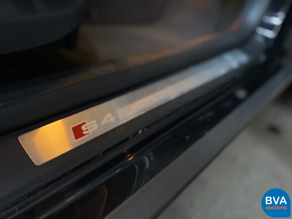 Audi S4 Avant 4.2 V8 Quattro 344 PS 2006, N-811-DX.