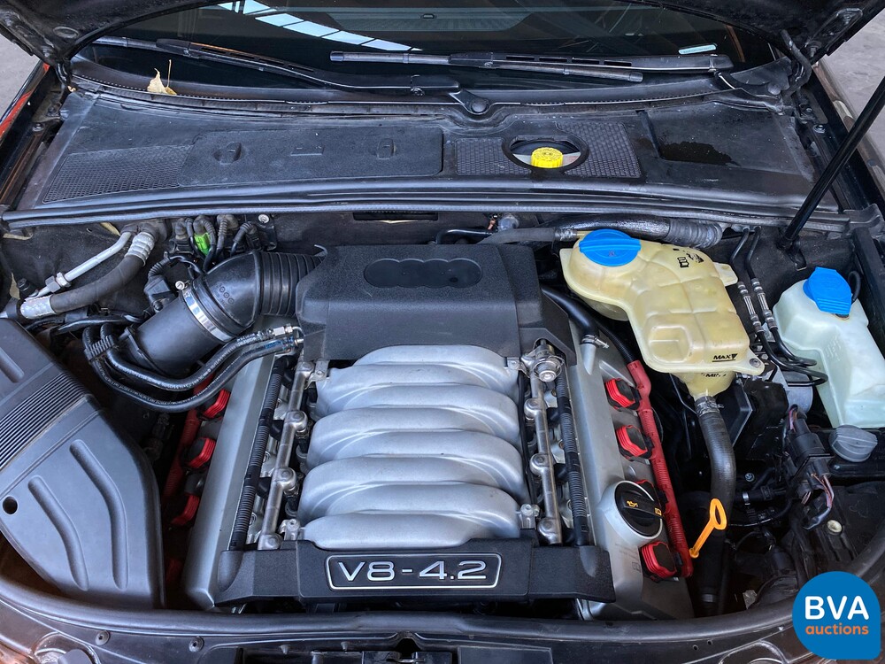 Audi S4 Avant 4.2 V8 Quattro 344 PS 2006, N-811-DX.