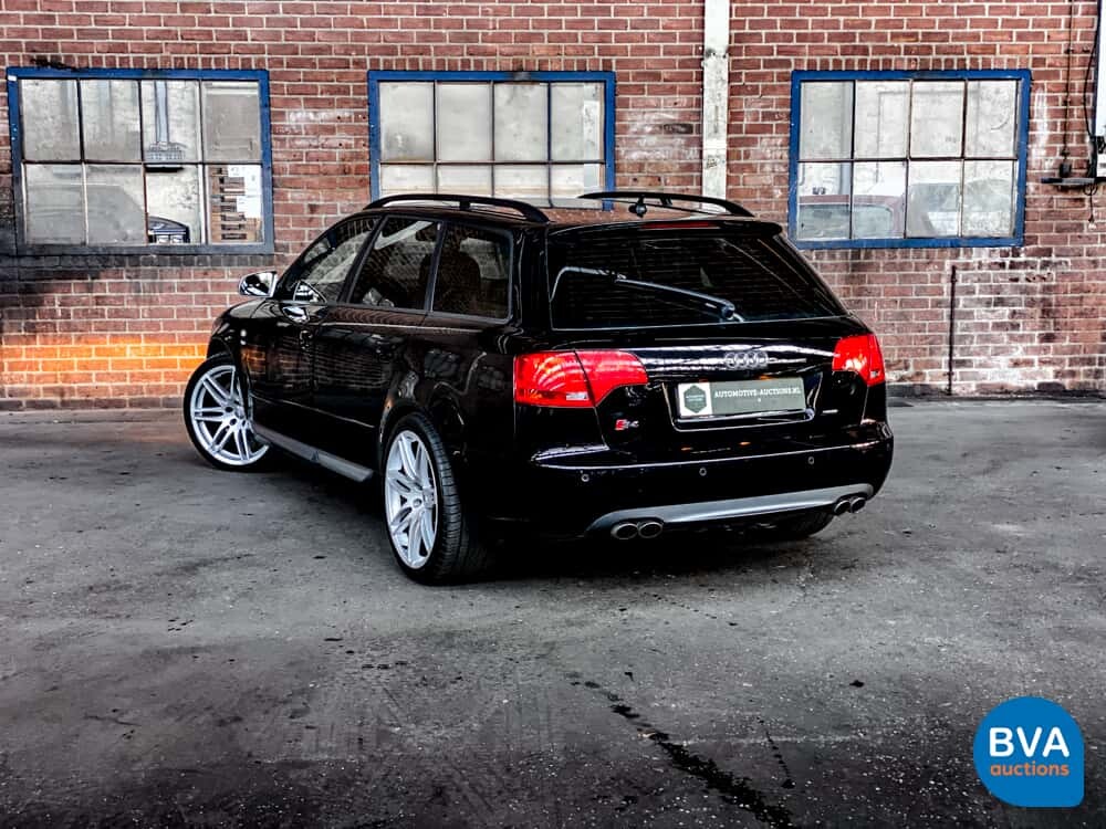 Audi S4 Avant 4.2 V8 Quattro 344 PS 2006, N-811-DX.