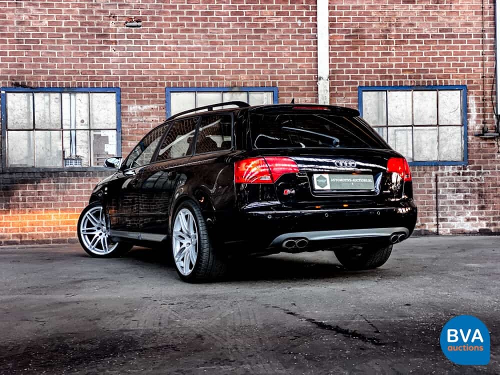 Audi S4 Avant 4.2 V8 Quattro 344 PS 2006, N-811-DX.