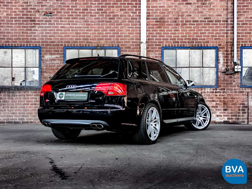 Audi S4 Avant 4.2 V8 Quattro 344 PS 2006, N-811-DX.
