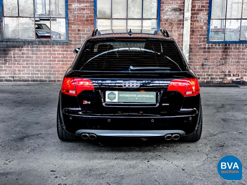 Audi S4 Avant 4.2 V8 Quattro 344 PS 2006, N-811-DX.