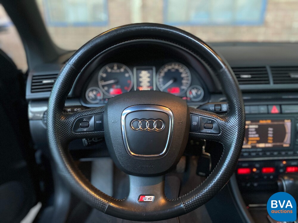 Audi S4 Avant 4.2 V8 Quattro 344 PS 2006, N-811-DX.
