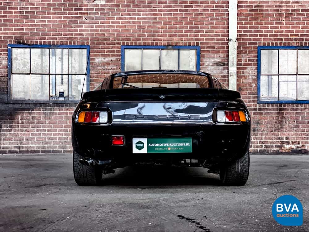 Porsche 928S 4.7 V8 300 PS 1983.