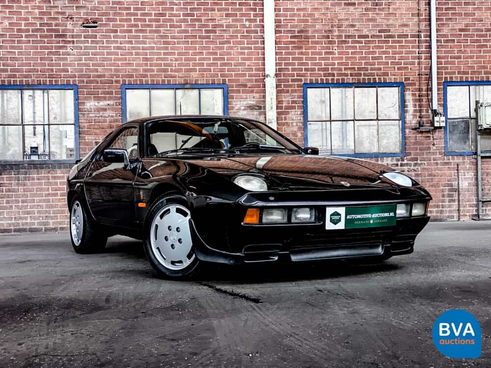 Porsche 928S 4.7 V8 300 PS 1983.