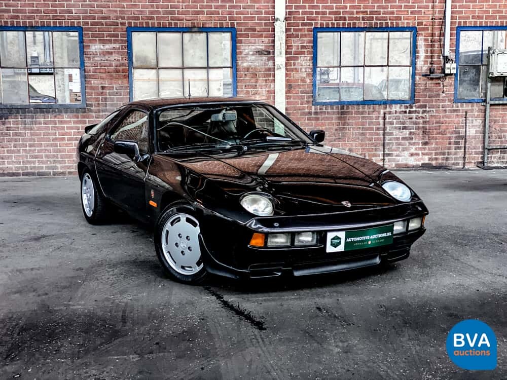 Porsche 928S 4.7 V8 300 PS 1983.