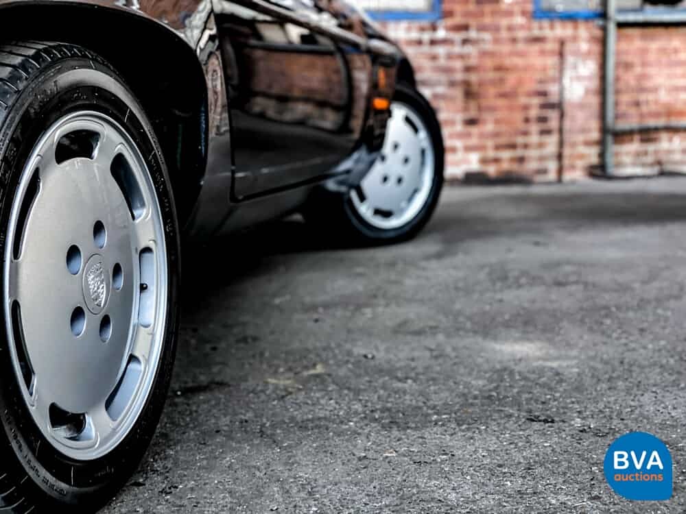 Porsche 928S 4.7 V8 300 PS 1983.