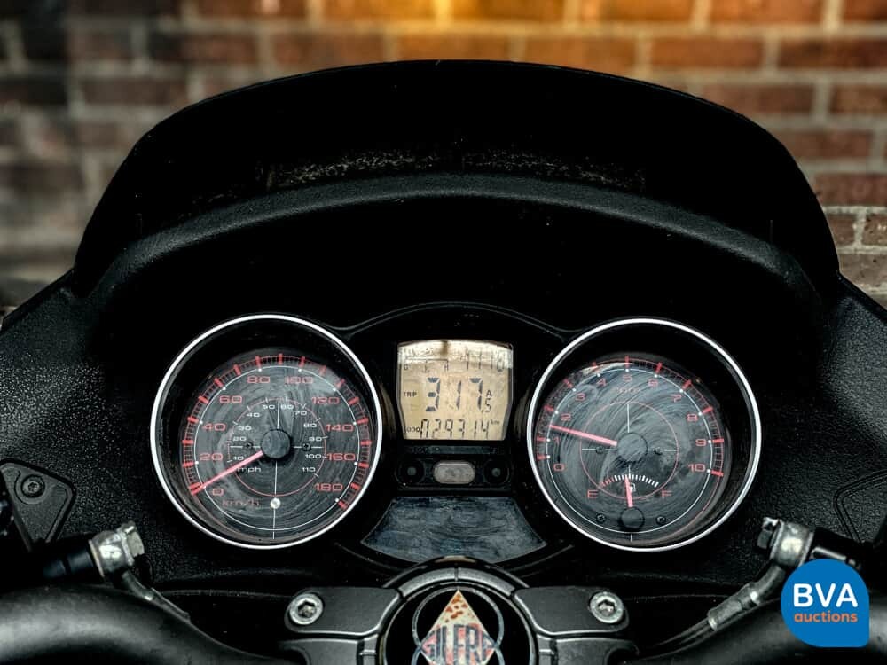 Gilera Fuoco 500 Scooter 39pk 2013, ZK-361-F