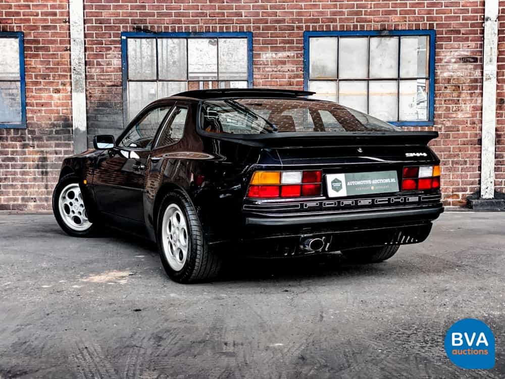 Porsche 944 2.5 Coupe 160PS 1987 -Org. NL-, SP-57-RH.