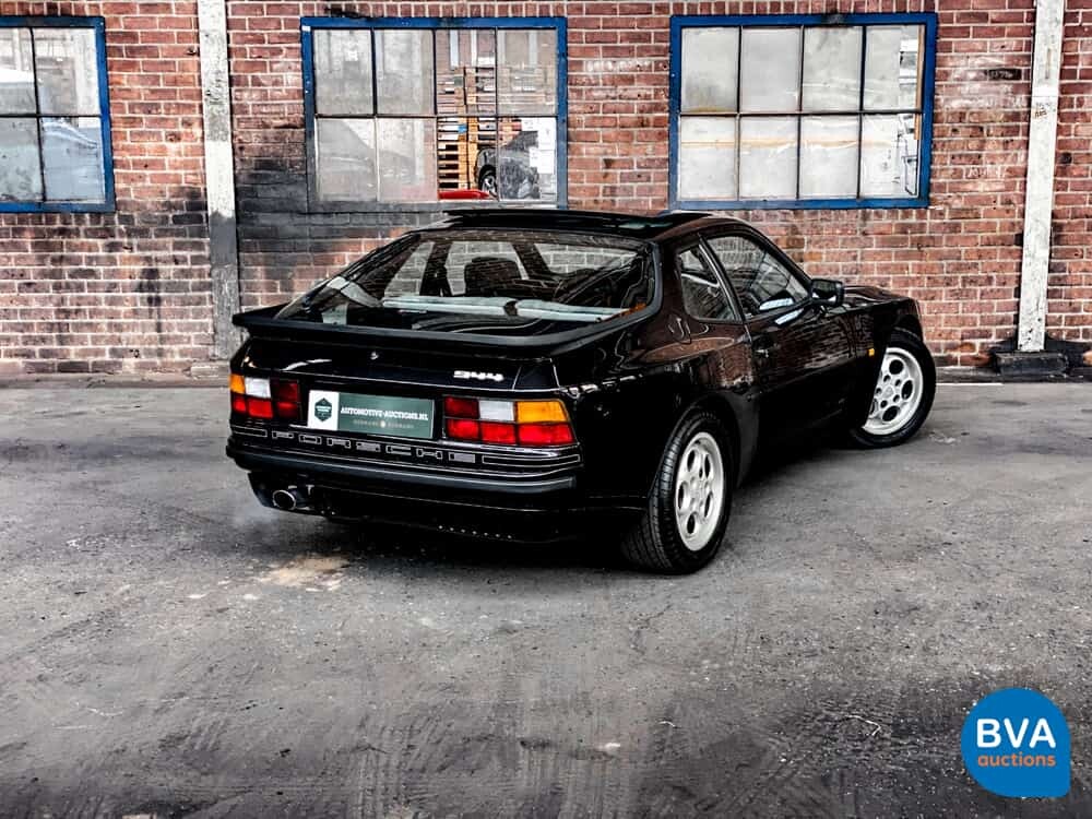 Porsche 944 2.5 Coupe 160PS 1987 -Org. NL-, SP-57-RH.