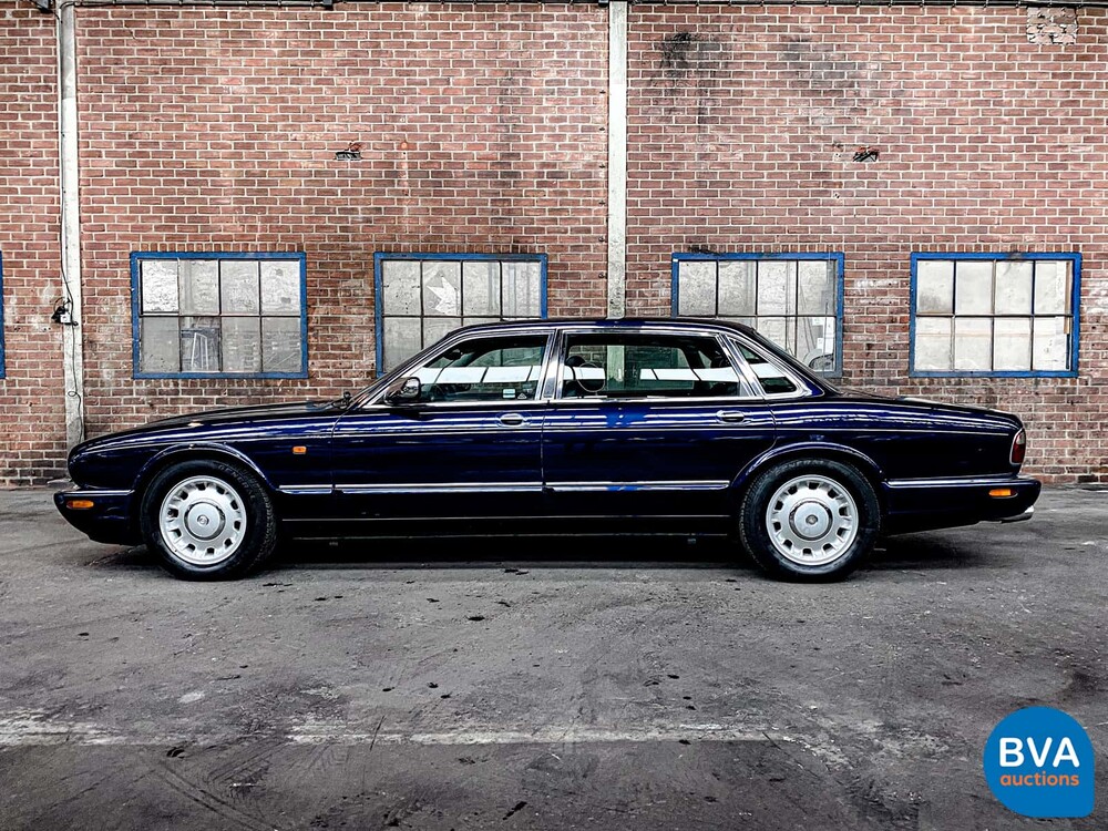 Daimler Super V8 363 PS 1998, 36-HL-BF.