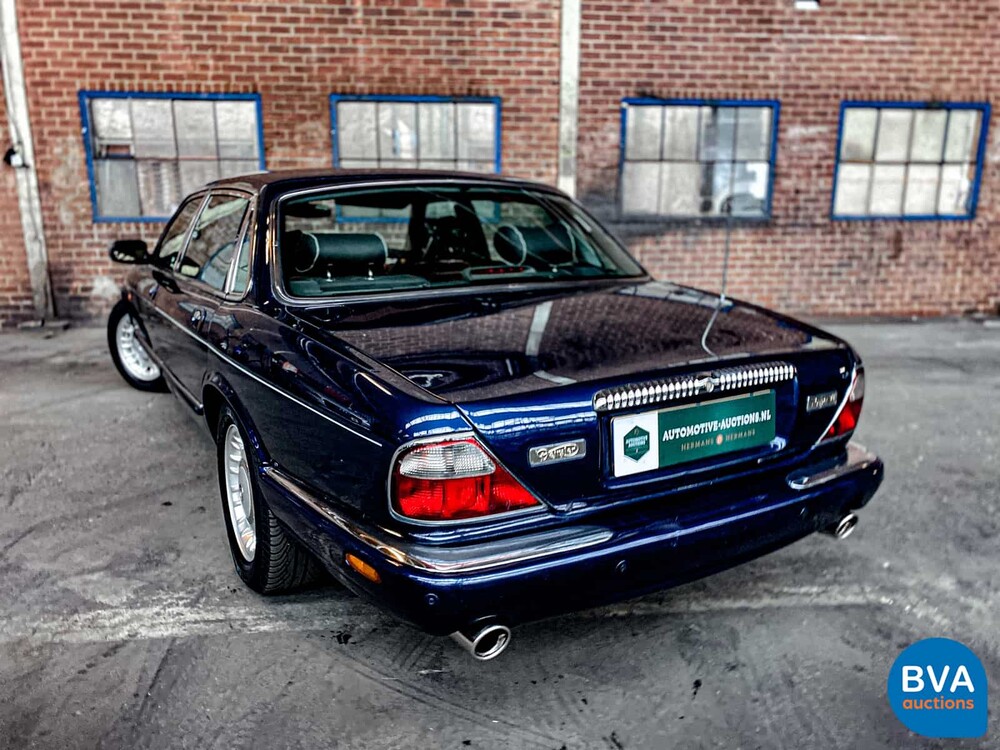 Daimler Super V8 363 PS 1998, 36-HL-BF.