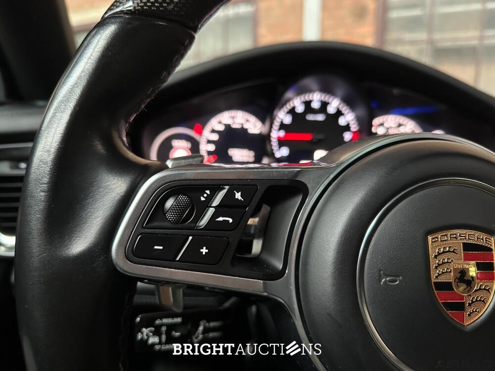 Porsche Panamera Sport Turismo 4S 2.9 V6 441pk 2018, J-376-JS
