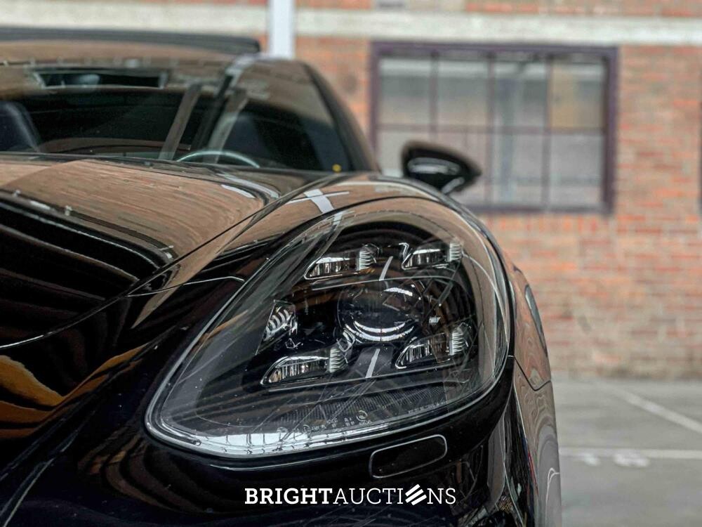 Porsche Panamera Sport Turismo 4S 2.9 V6 441pk 2018, J-376-JS