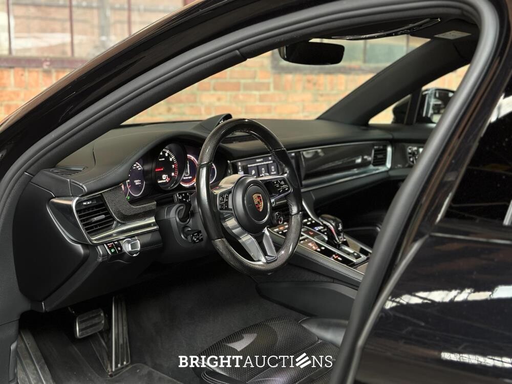 Porsche Panamera Sport Turismo 4S 2.9 V6 441pk 2018, J-376-JS