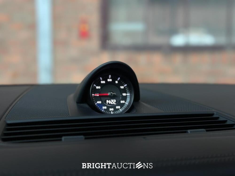 Porsche Panamera Sport Turismo 4S 2.9 V6 441pk 2018, J-376-JS