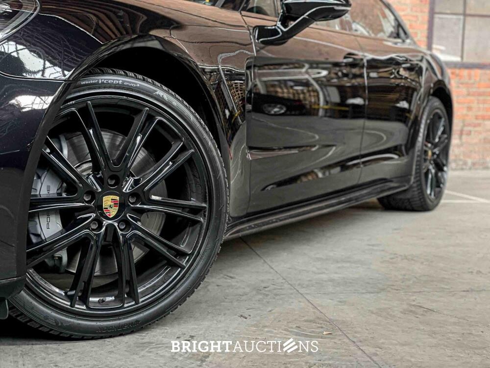Porsche Panamera Sport Turismo 4S 2.9 V6 441pk 2018, J-376-JS