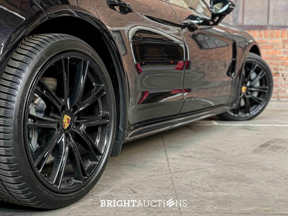 Porsche Panamera Sport Turismo 4S 2.9 V6 441pk 2018, J-376-JS