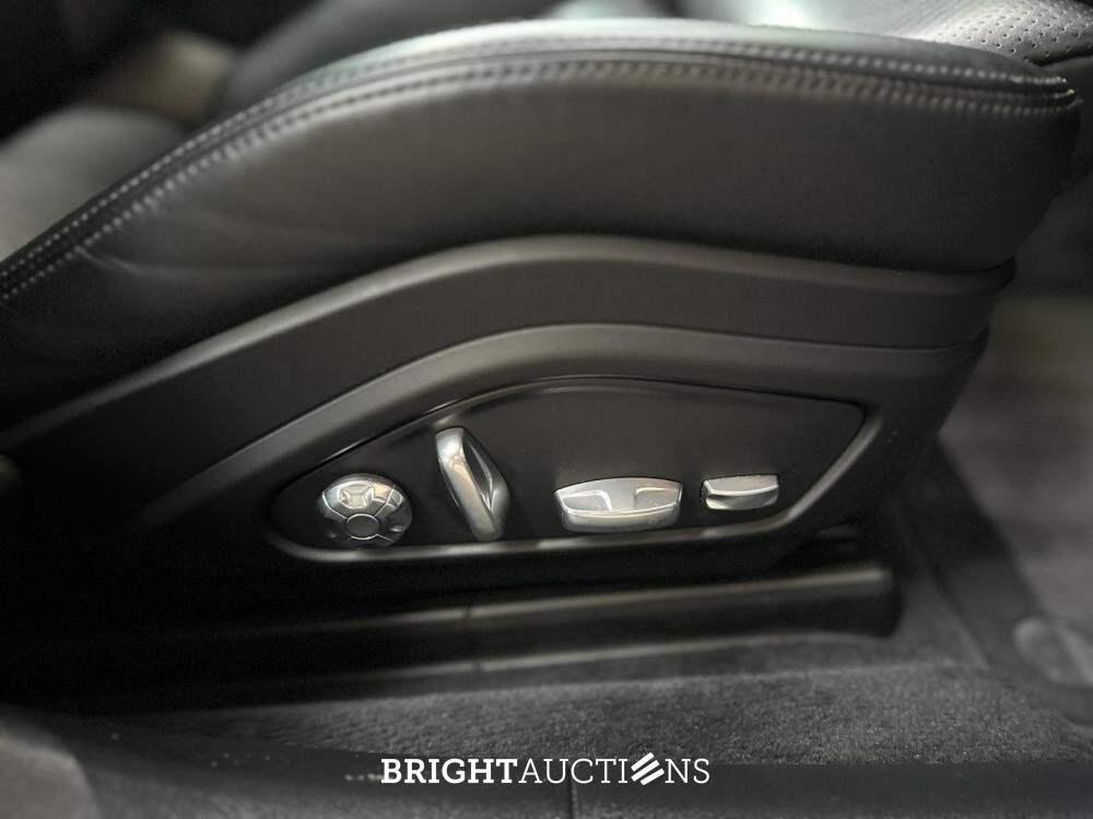 Porsche Panamera Sport Turismo 4S 2.9 V6 441pk 2018, J-376-JS