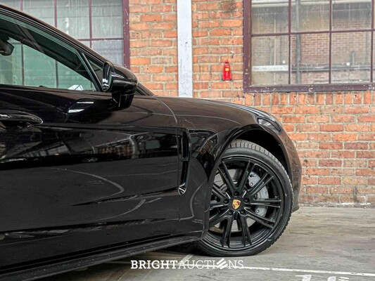 Porsche Panamera Sport Turismo 4S 2.9 V6 441pk 2018, J-376-JS