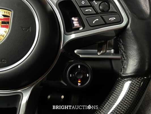Porsche Panamera Sport Turismo 4S 2.9 V6 441pk 2018, J-376-JS