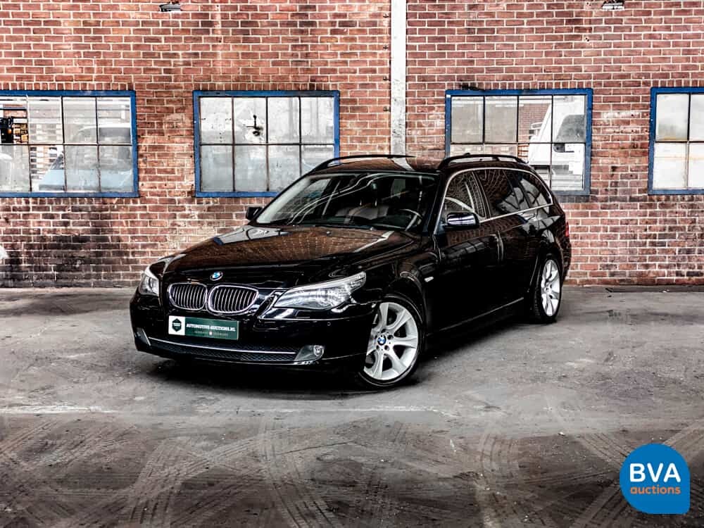 BMW 5-serie Touring 525i Business Line 218pk 2008, 24-ZL-BD