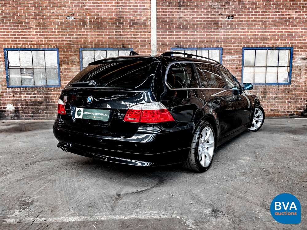 BMW 5-serie Touring 525i Business Line 218pk 2008, 24-ZL-BD