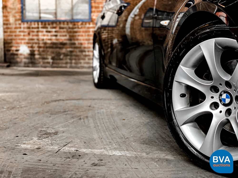 BMW 5-serie Touring 525i Business Line 218pk 2008, 24-ZL-BD