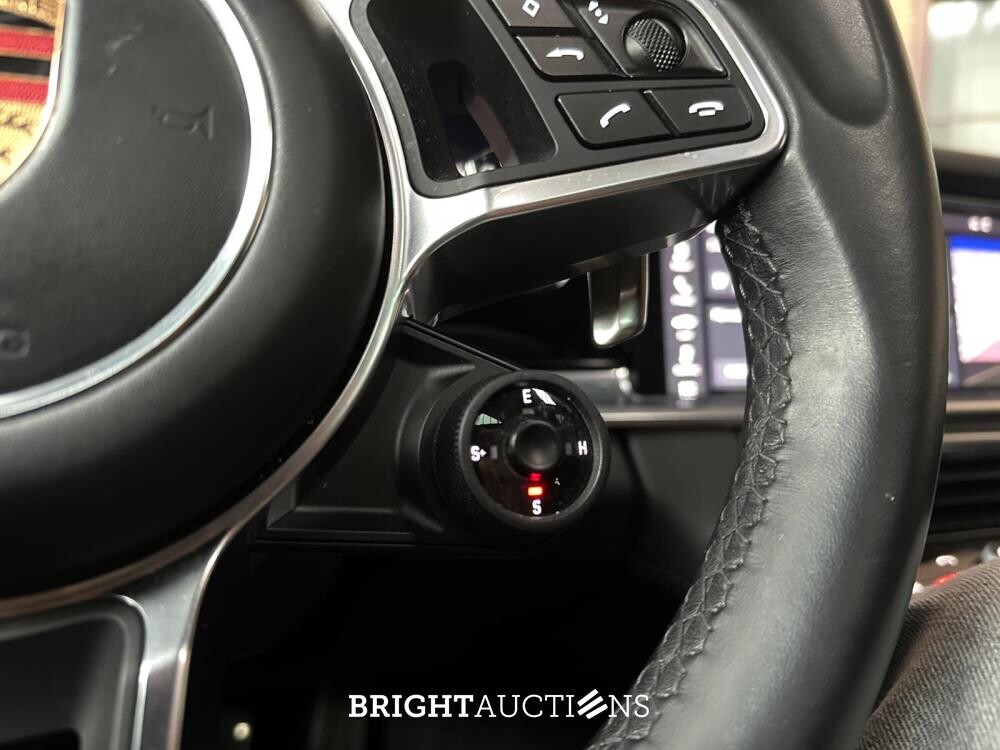 Porsche Panamera Sport Turismo 4 E-Hybrid 2.9 V6 10-Years Edition 462pk 2019, H-662-RX
