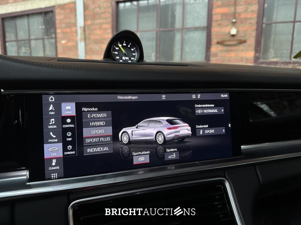 Porsche Panamera Sport Turismo 4 E-Hybrid 2.9 V6 10-Years Edition 462pk 2019, H-662-RX
