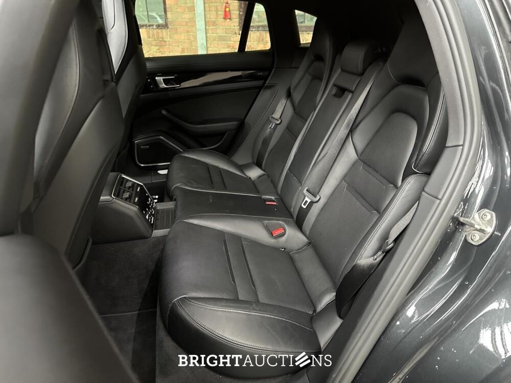 Porsche Panamera Sport Turismo 4 E-Hybrid 2.9 V6 10-Years Edition 462pk 2019, H-662-RX
