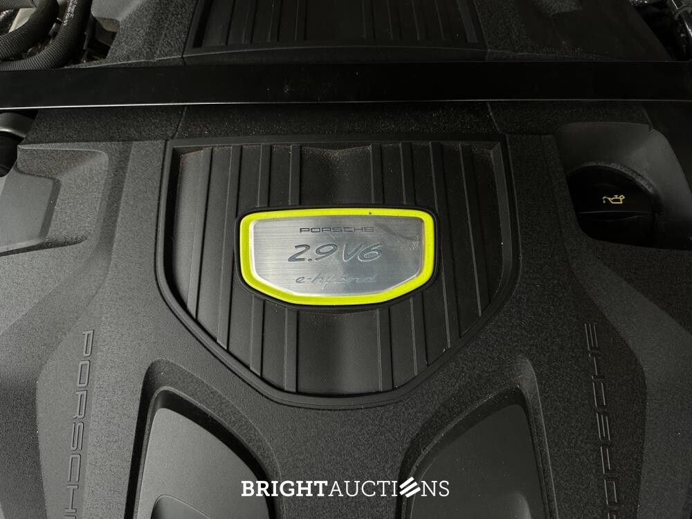 Porsche Panamera Sport Turismo 4 E-Hybrid 2.9 V6 10-Years Edition 462pk 2019, H-662-RX
