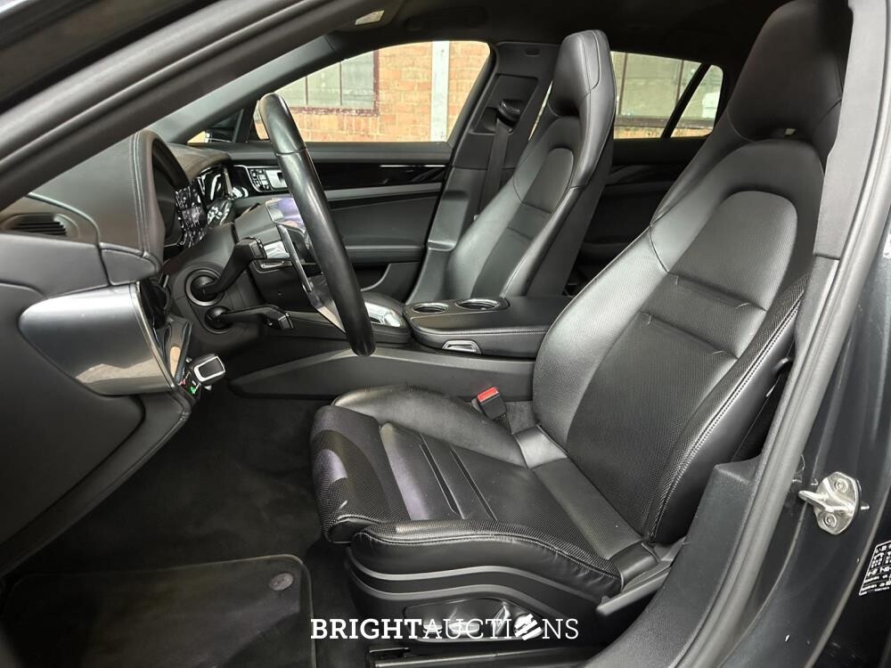 Porsche Panamera Sport Turismo 4 E-Hybrid 2.9 V6 10-Years Edition 462pk 2019, H-662-RX

