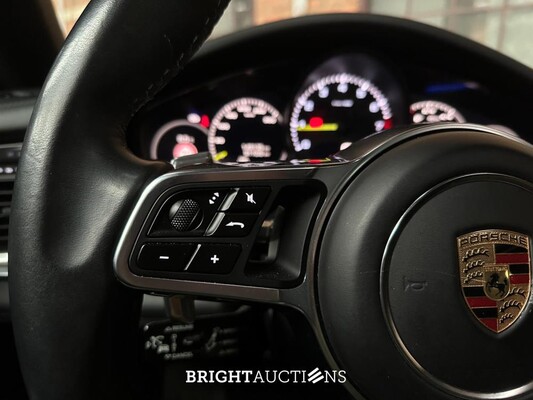 Porsche Panamera Sport Turismo 4 E-Hybrid 2.9 V6 10-Years Edition 462pk 2019, H-662-RX