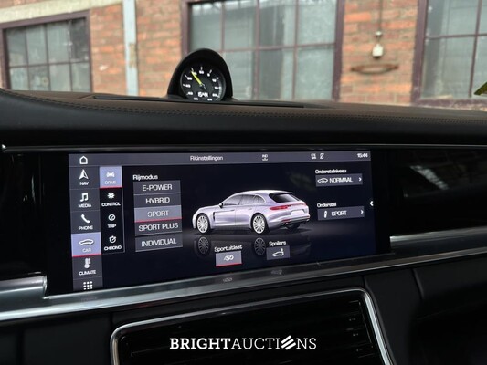 Porsche Panamera Sport Turismo 4 E-Hybrid 2.9 V6 10-Years Edition 462pk 2019, H-662-RX