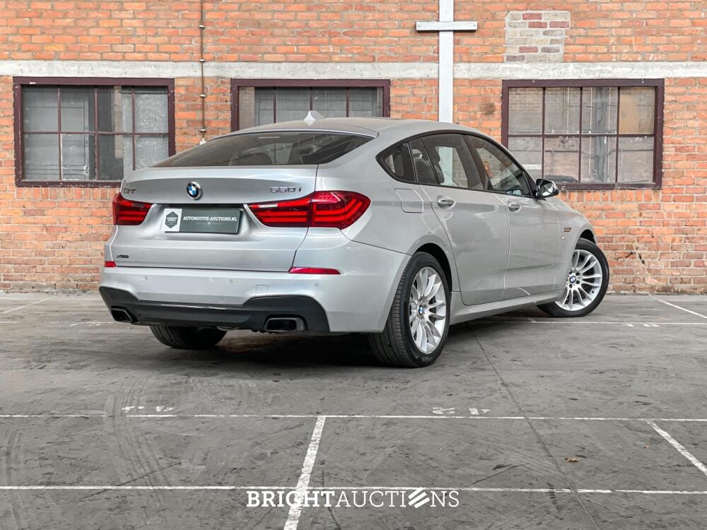 BMW 550xi Gran Turismo M-Sport High Executive 4.4 V8 F07 449pk 2014 (Origineel-NL) 5-serie, 3-SXD-67