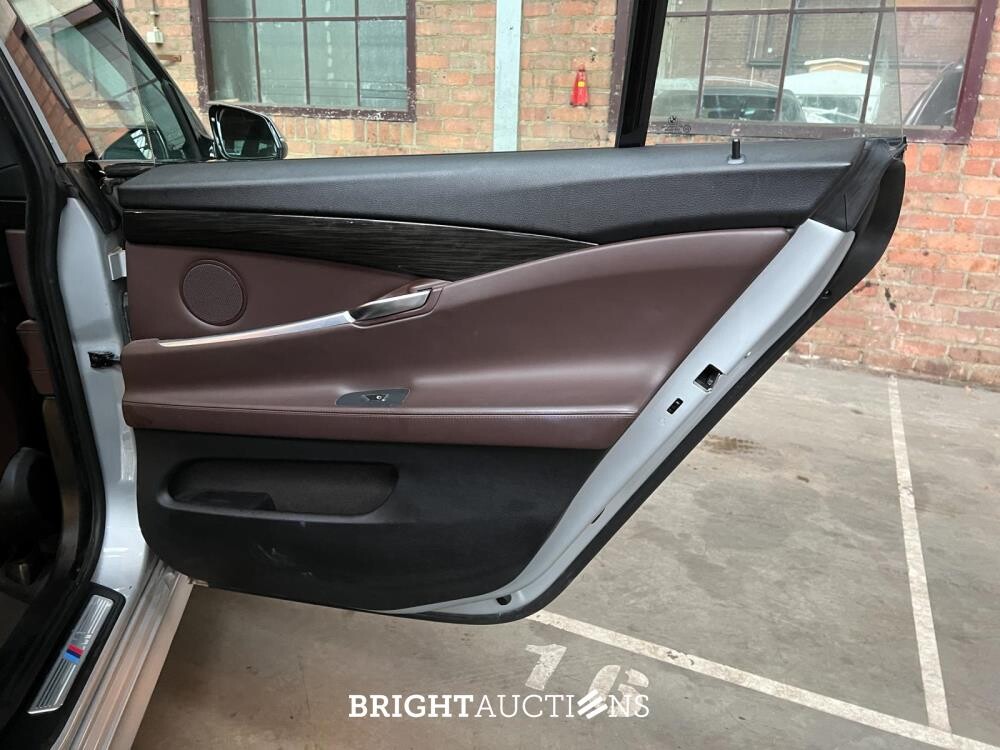 BMW 550xi Gran Turismo M-Sport High Executive 4.4 V8 F07 449pk 2014 (Origineel-NL) 5-serie, 3-SXD-67