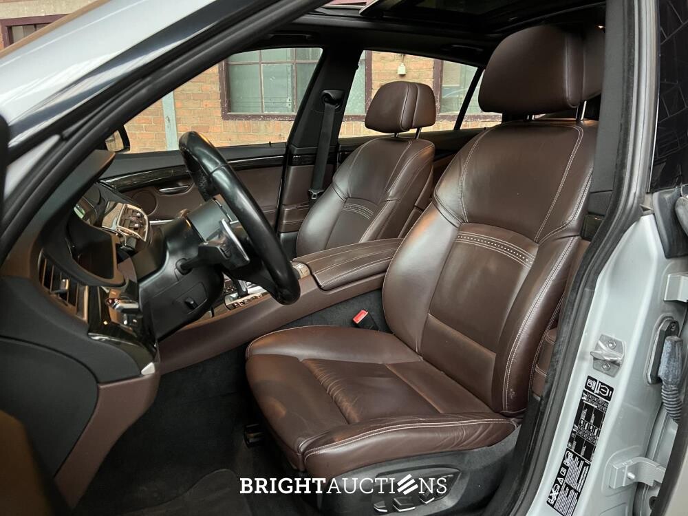 BMW 550xi Gran Turismo M-Sport High Executive 4.4 V8 F07 449pk 2014 (Origineel-NL) 5-serie, 3-SXD-67