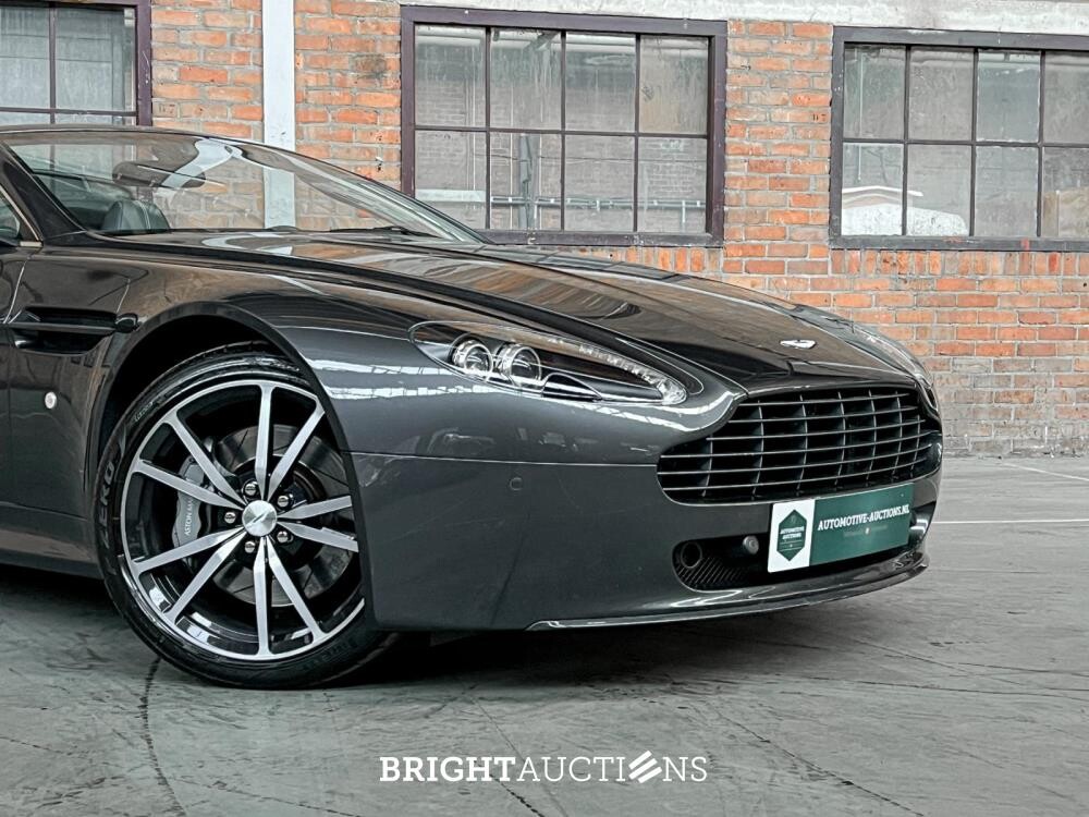 Aston Martin V8 Vantage N420 4.7 V8 2011