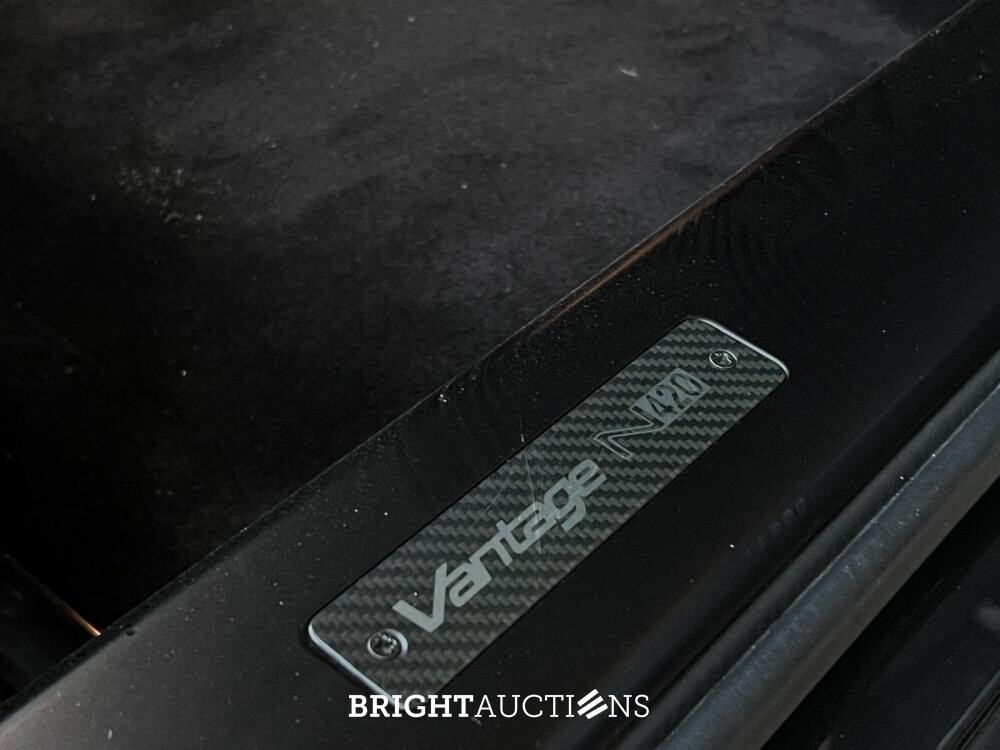 Aston Martin V8 Vantage N420 4.7 V8 2011