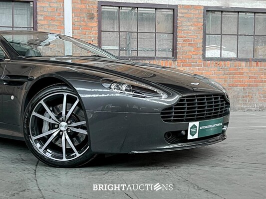 Aston Martin V8 Vantage N420 4.7 V8 2011