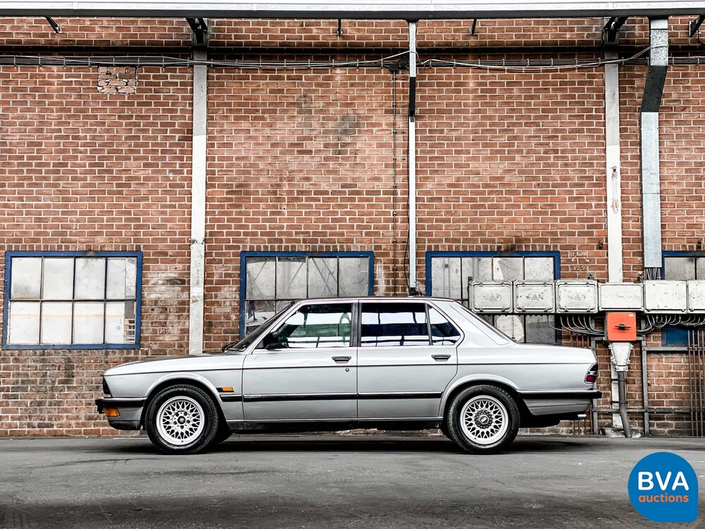 BMW 528 E28 Automaat 184pk 5-serie 1987