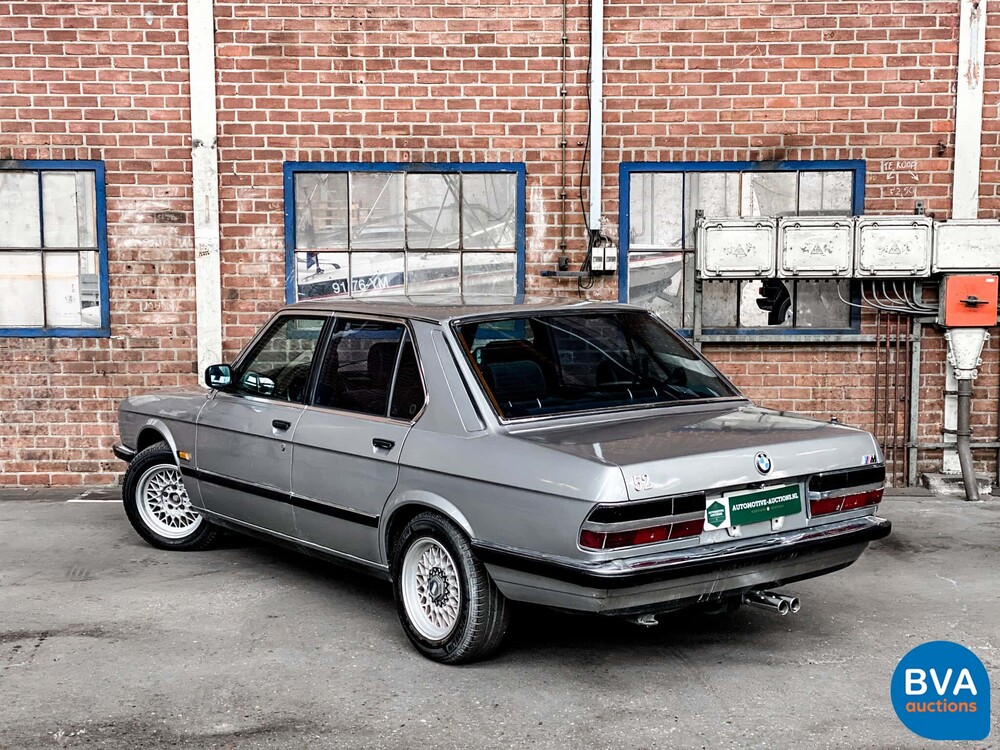 BMW 528 E28 Automaat 184pk 5-serie 1987