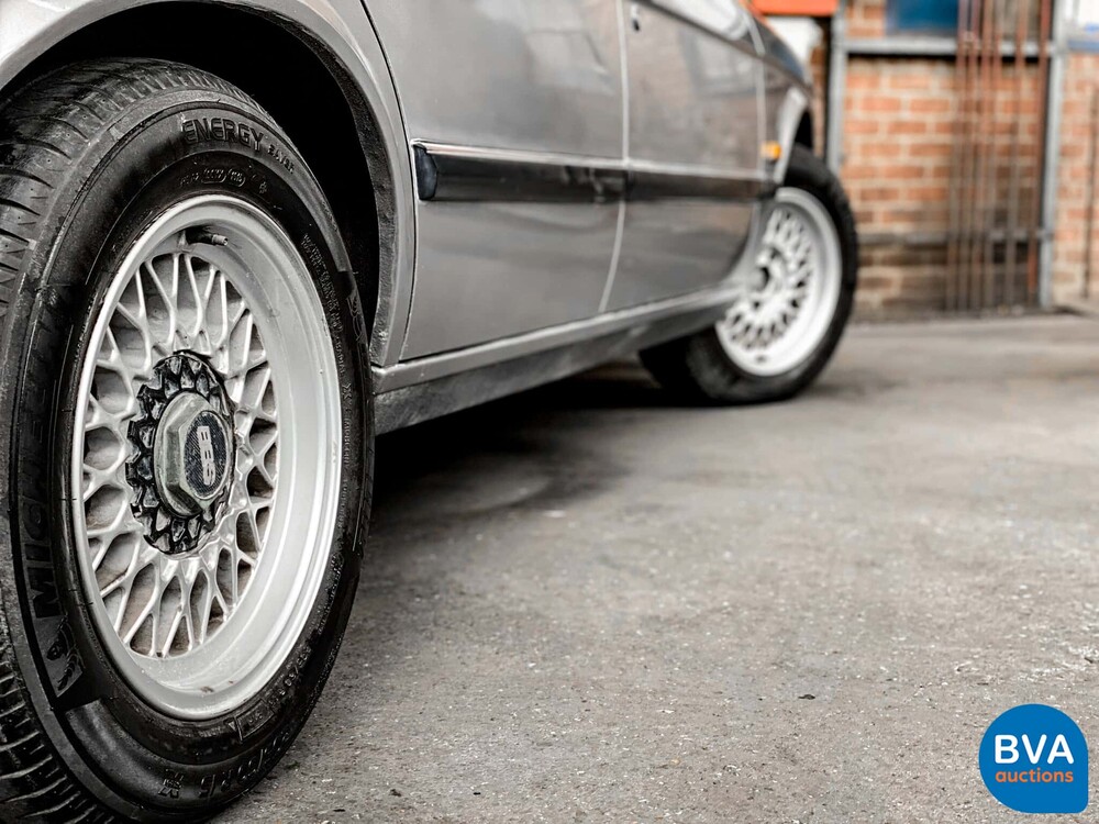 BMW 528 E28 Automaat 184pk 5-serie 1987