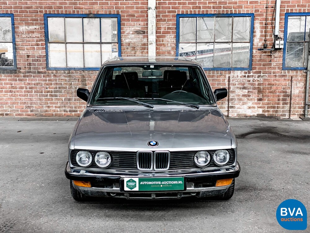 BMW 528 E28 Automaat 184pk 5-serie 1987