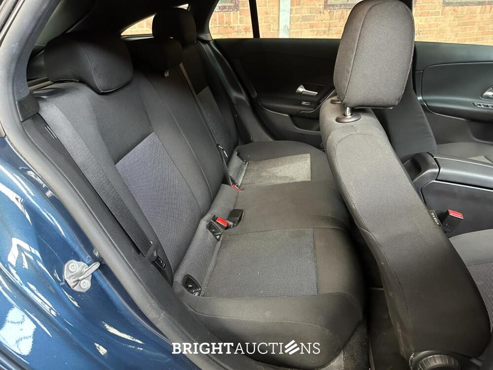 Mercedes-Benz CLA180 Business Solution CLA-klasse Shooting Brake 136pk 2021 (Origineel-NL), K-844-HV