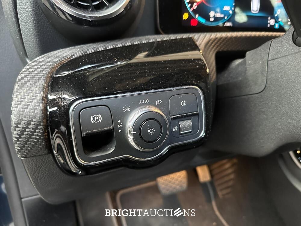 Mercedes-Benz CLA180 Business Solution CLA-klasse Shooting Brake 136pk 2021 (Origineel-NL), K-844-HV