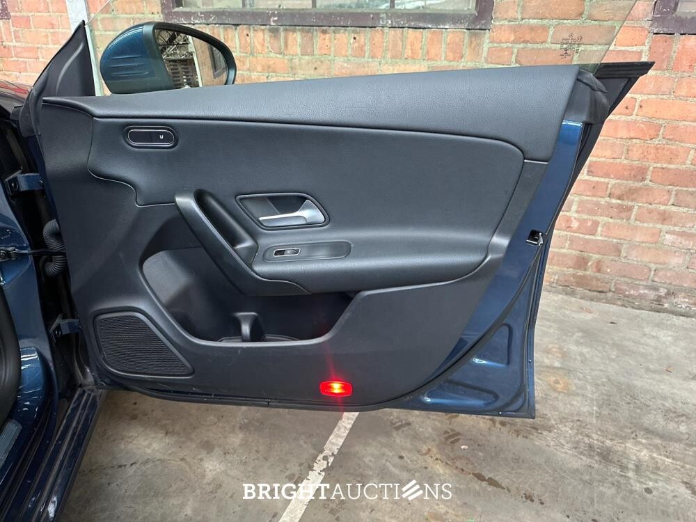 Mercedes-Benz CLA180 Business Solution CLA-klasse Shooting Brake 136pk 2021 (Origineel-NL), K-844-HV