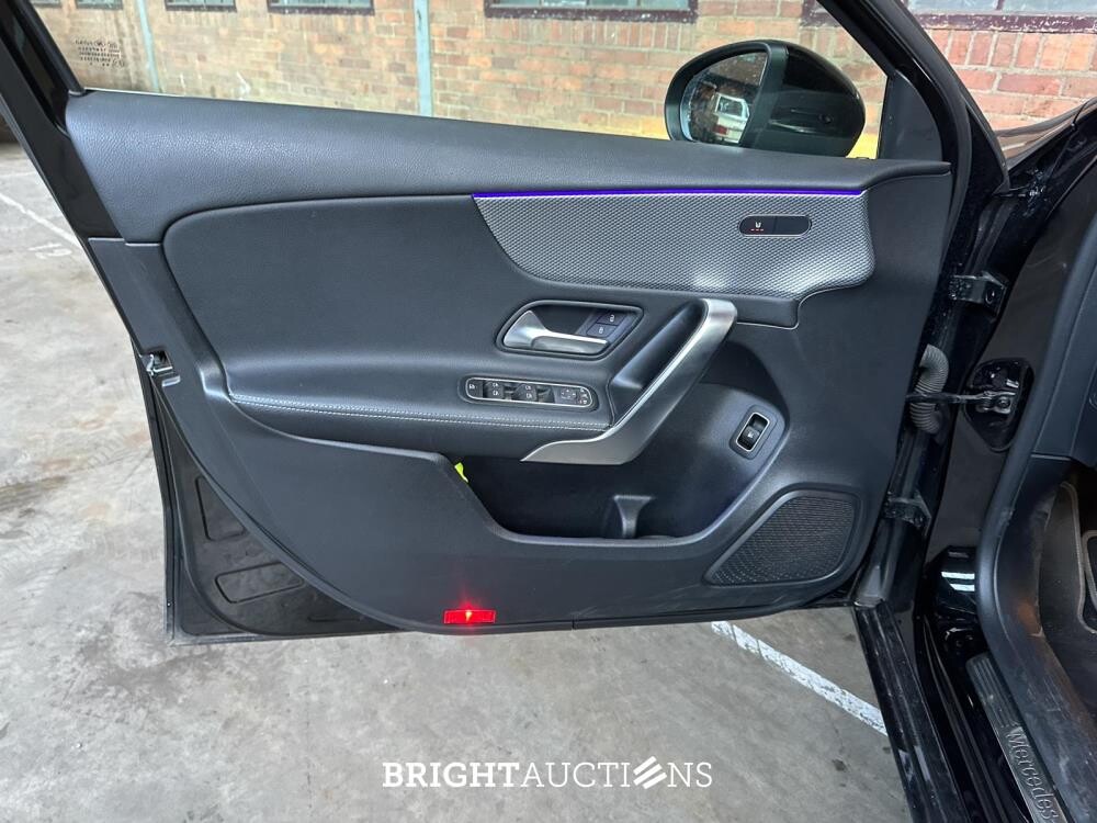 Mercedes-Benz A250e Business Solution Luxury Limited 160pk 2021 A-klasse Limousine (Origineel-NL), N-391-HH